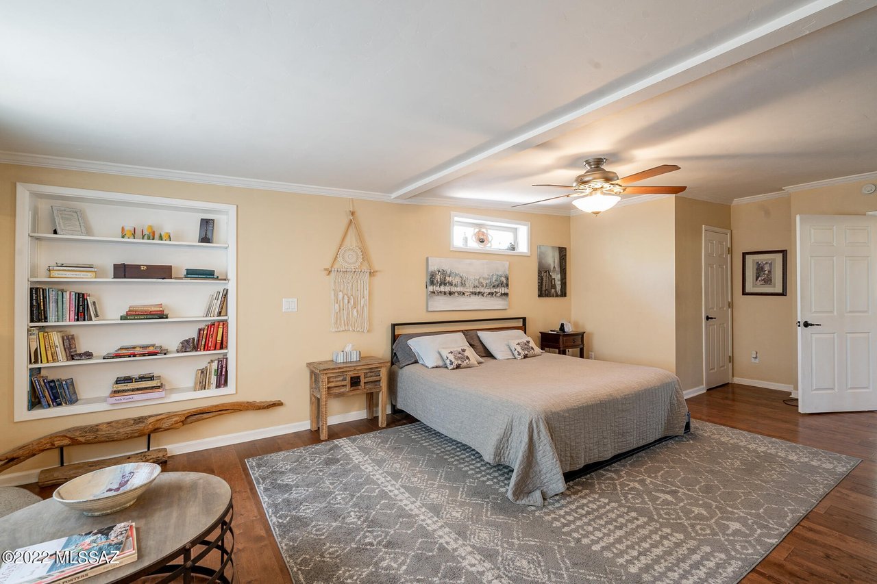 1445 W Cool Dr