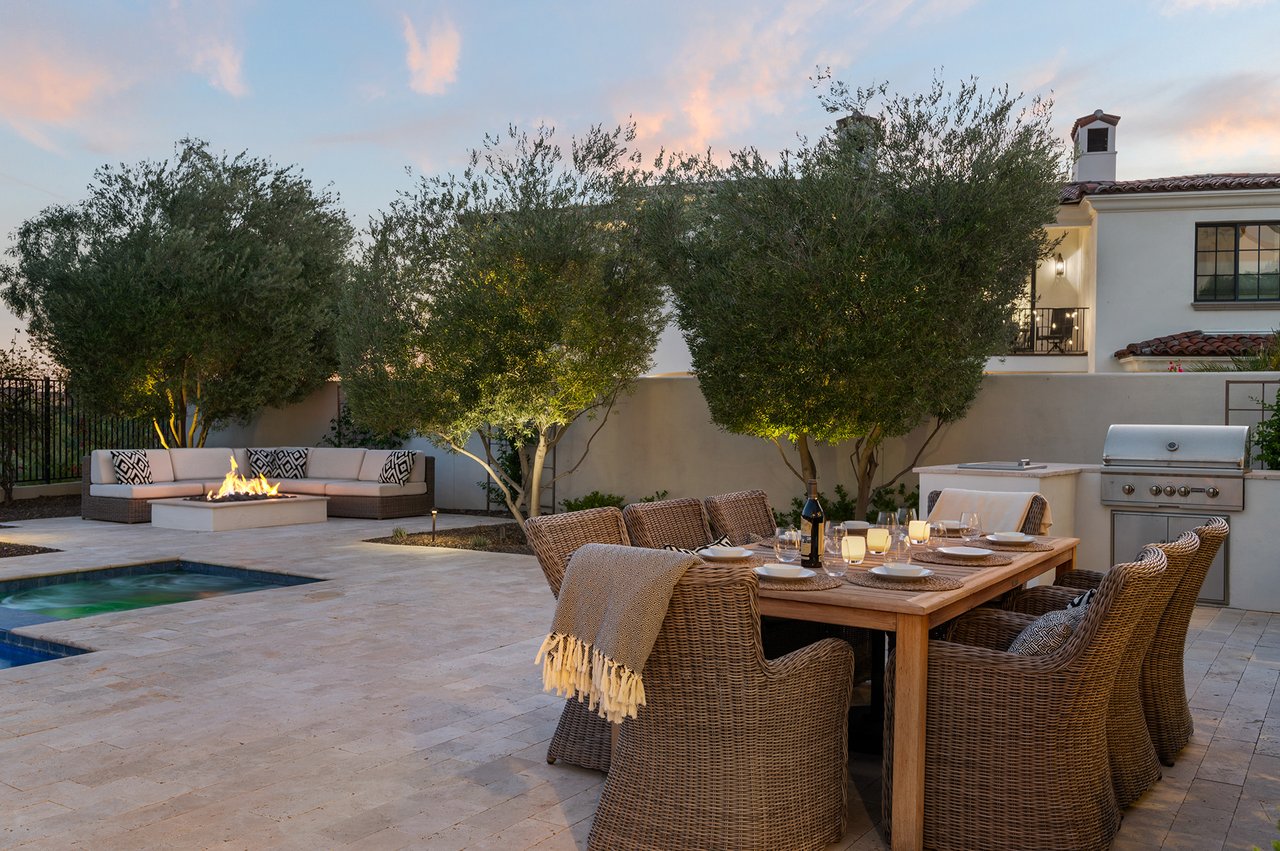 9483 E ROCKWOOD Drive