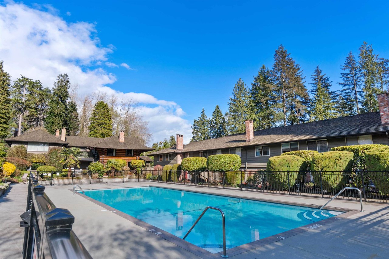 416-235 Keith Road, West Vancouver