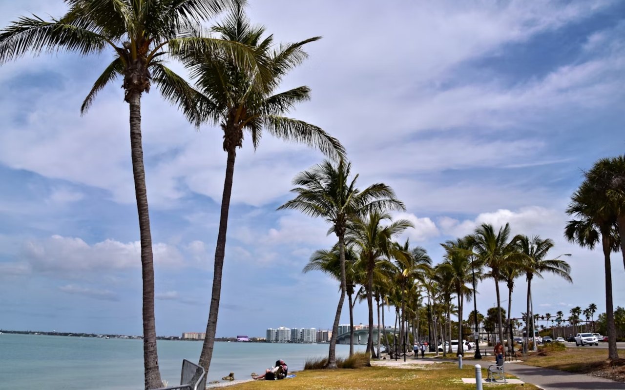 Living on the Water: Guide to Sarasota’s Waterfront Communities