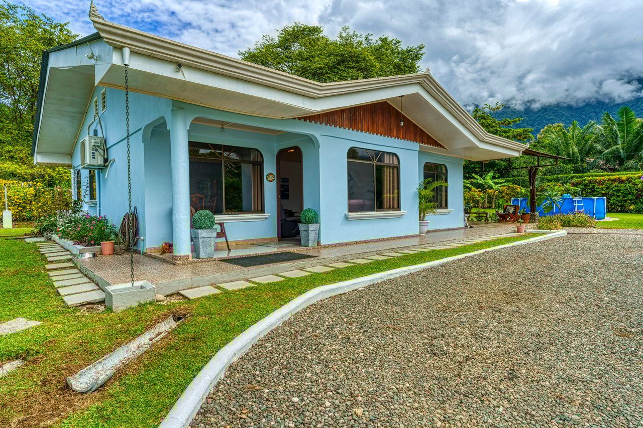 Casa Colibri - Easy Access, Beautiful, Private Lot