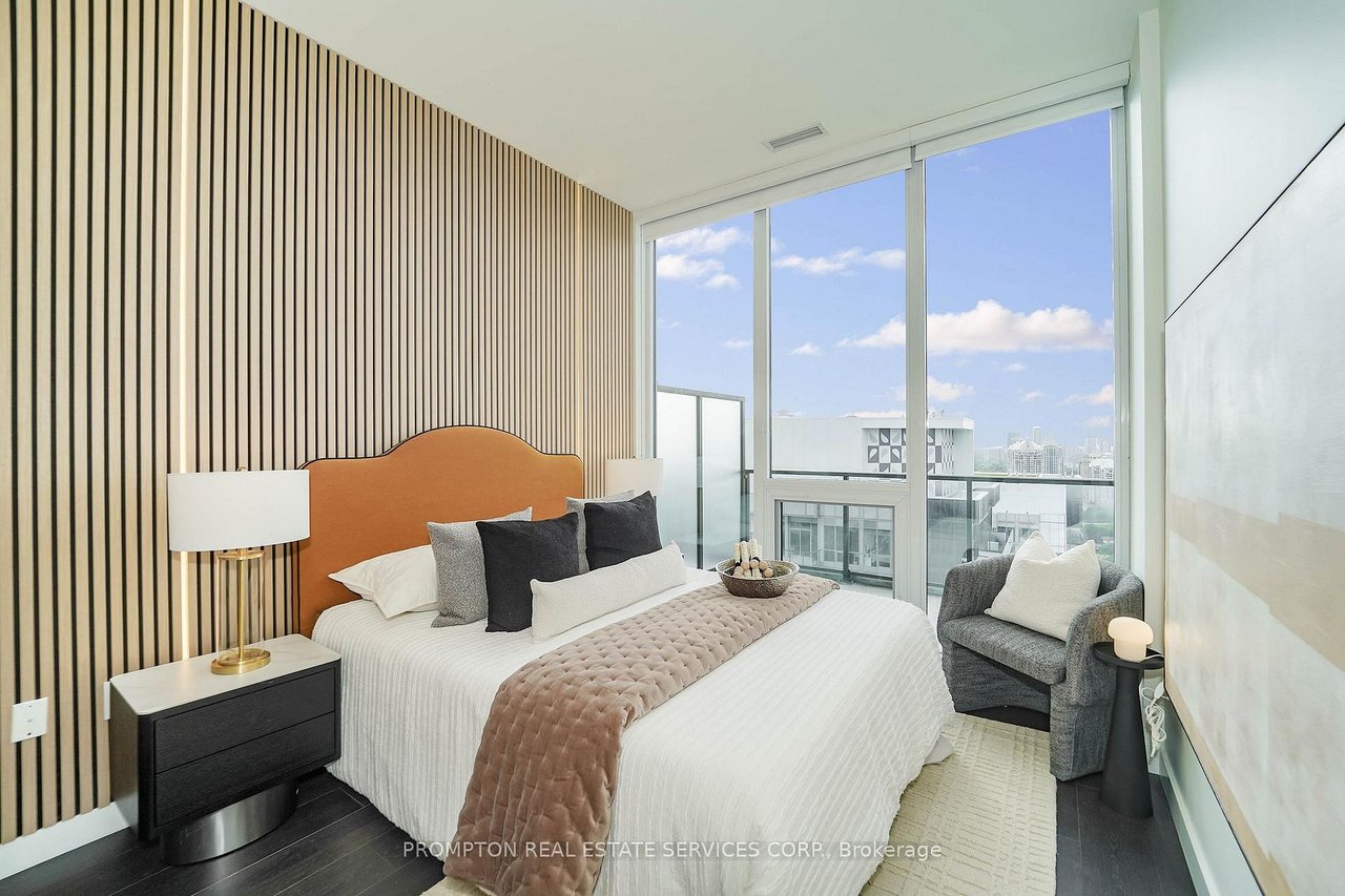 SEASONS CONDOS PENTHOUSE 