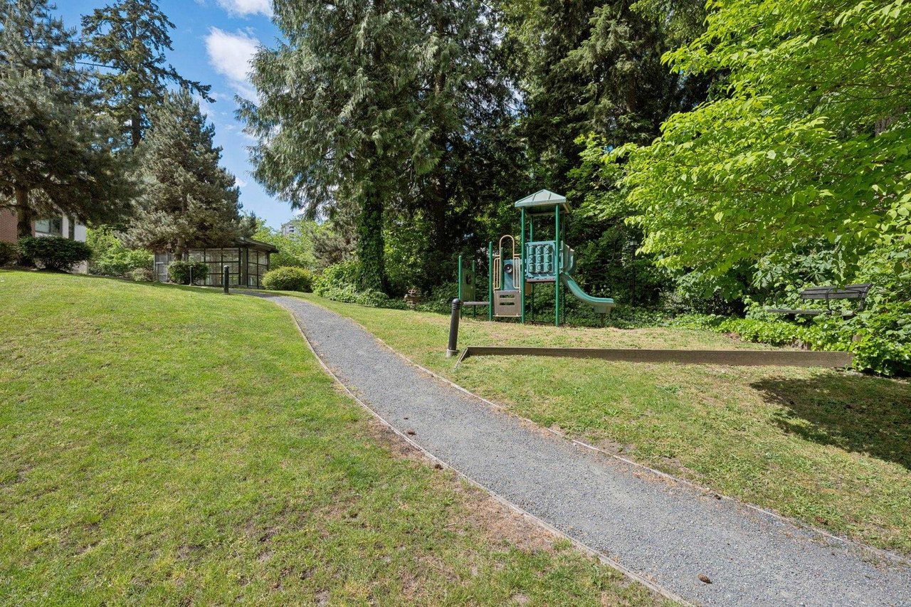 1201-7088 18th Ave Unit: 1201