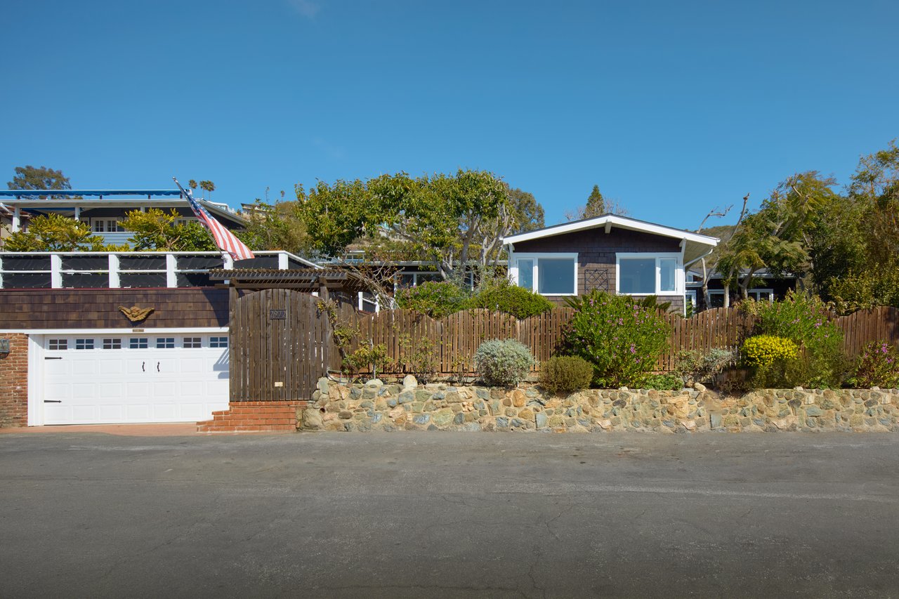 2972 Rounsevel Terrace