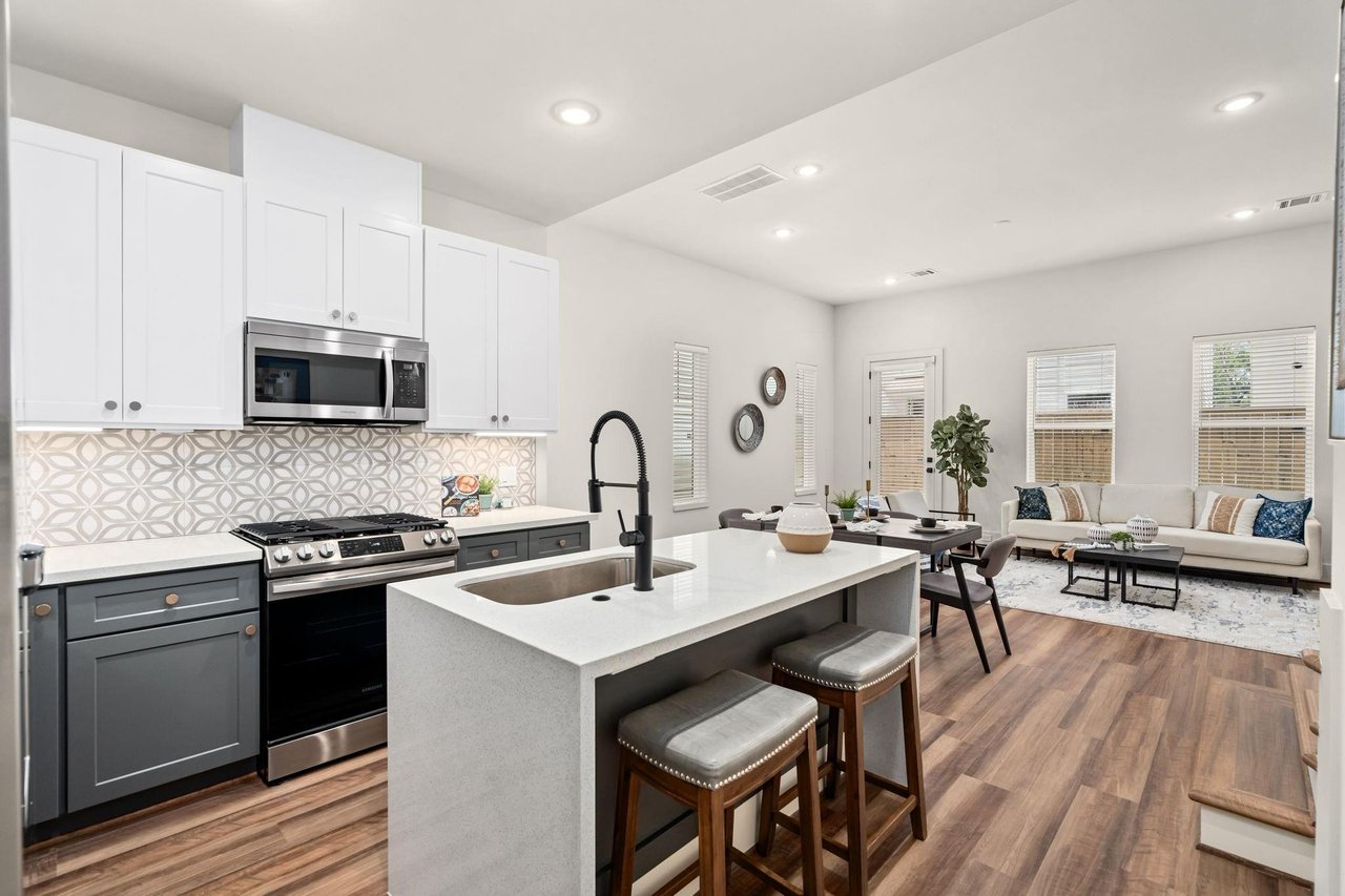 879 Rachel Street #B