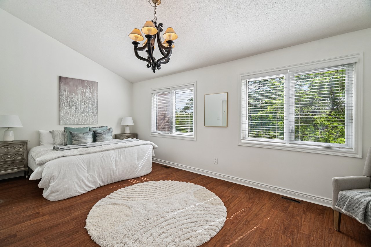 Spacious 3 Bedroom Townhome in College Park