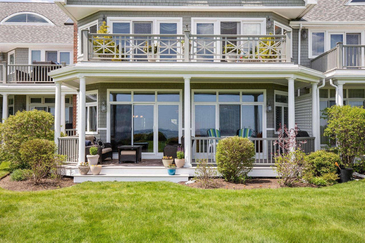 17 Atlantic Drive, Unit #: 17B