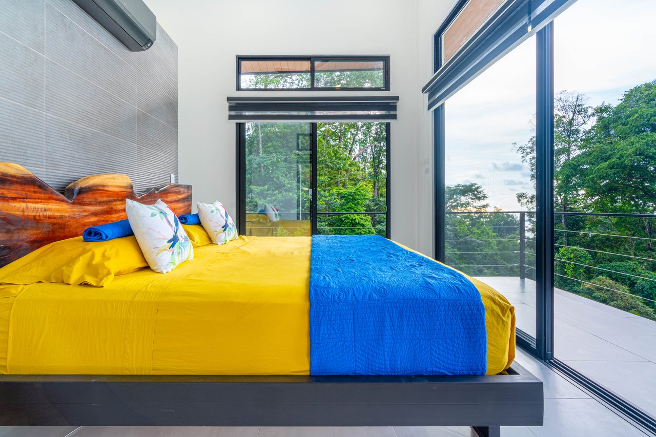 Luxury 4-Bed Home with Ocean & Jungle Views in Ojochal