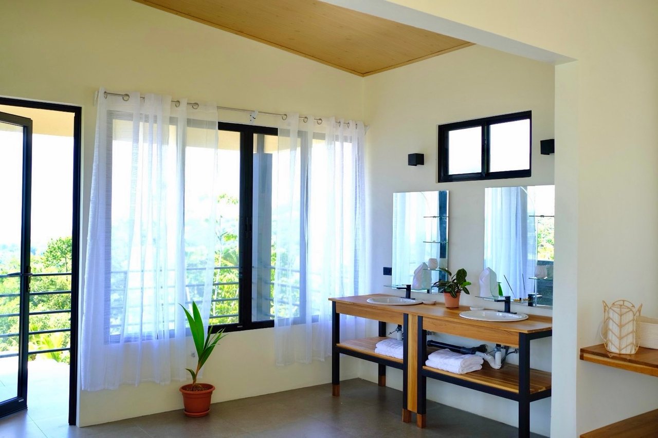 Casa Preciosa – Exquisite Ocean View Villa in Playa Hermosa