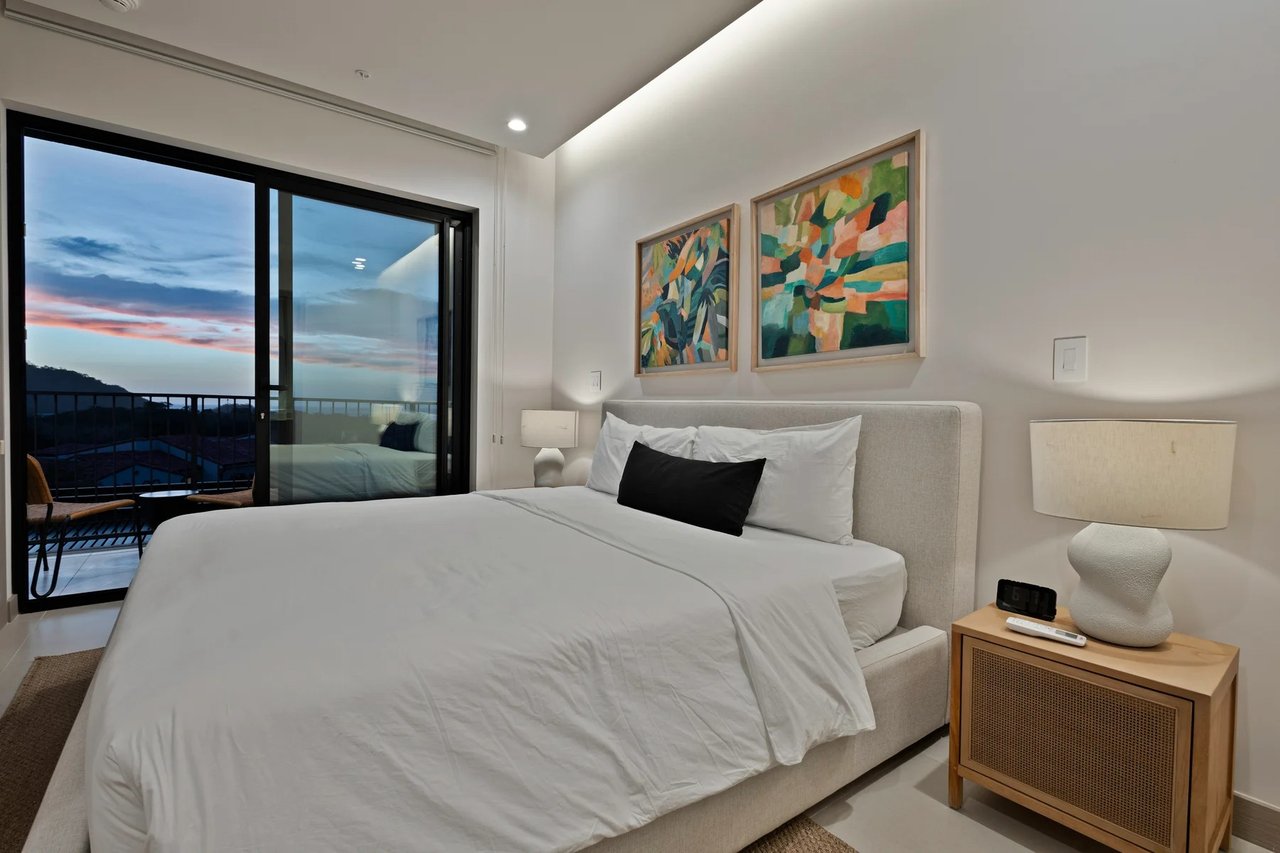 Luxury Ocean View Condo