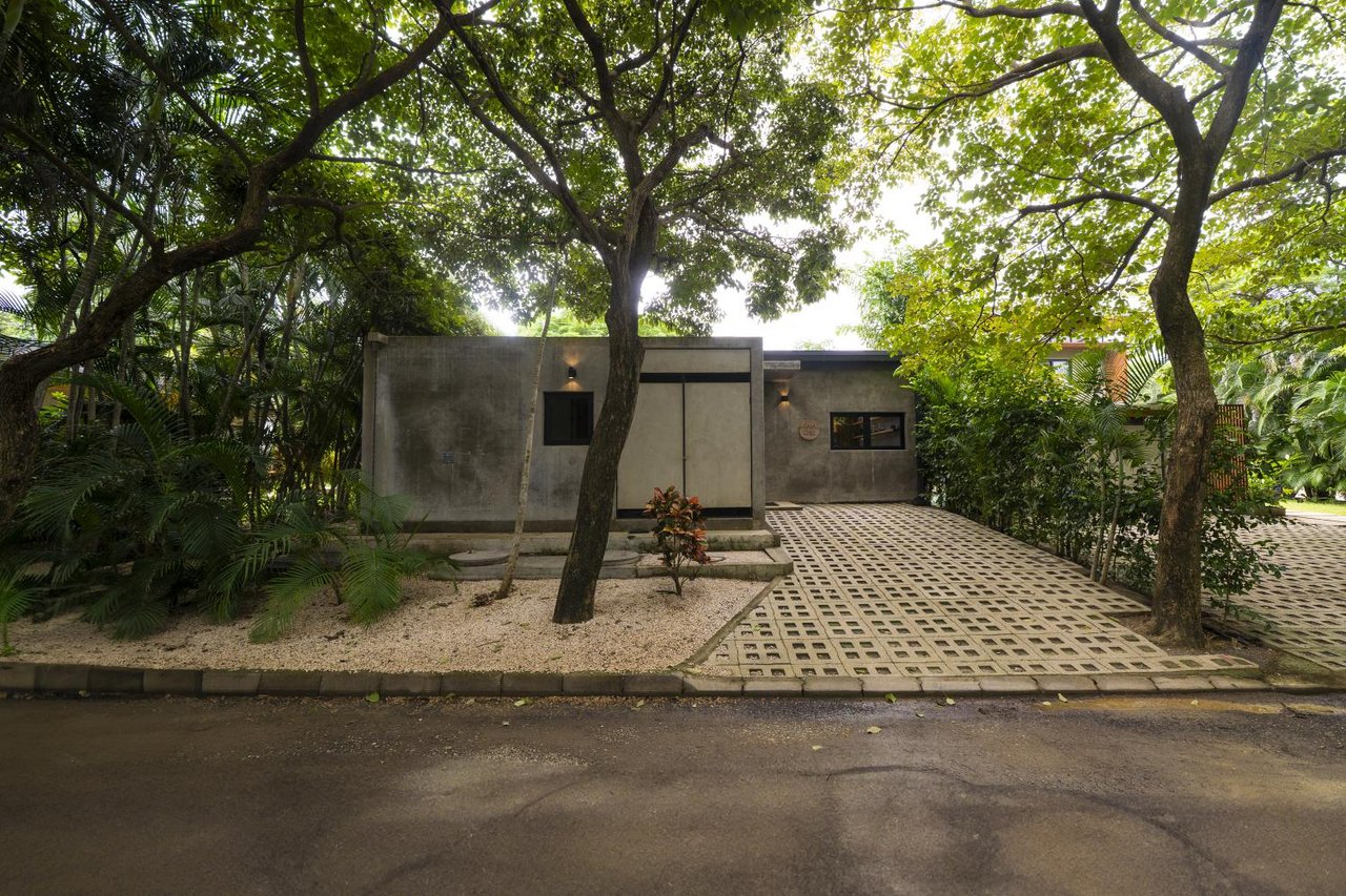 Casa Chile | Modern 3-Bedroom Home with Pool in Tamarindo, Costa Rica