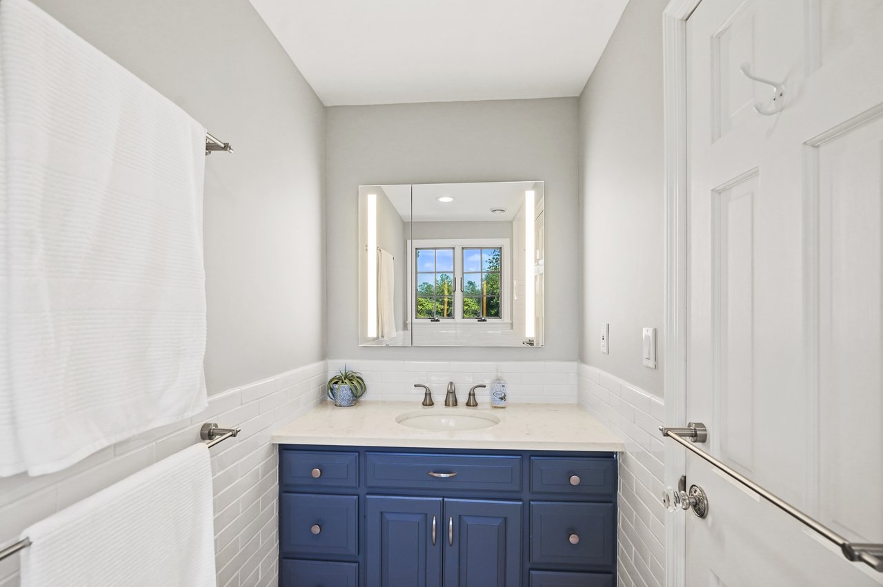 3 Truesdale Lake Drive