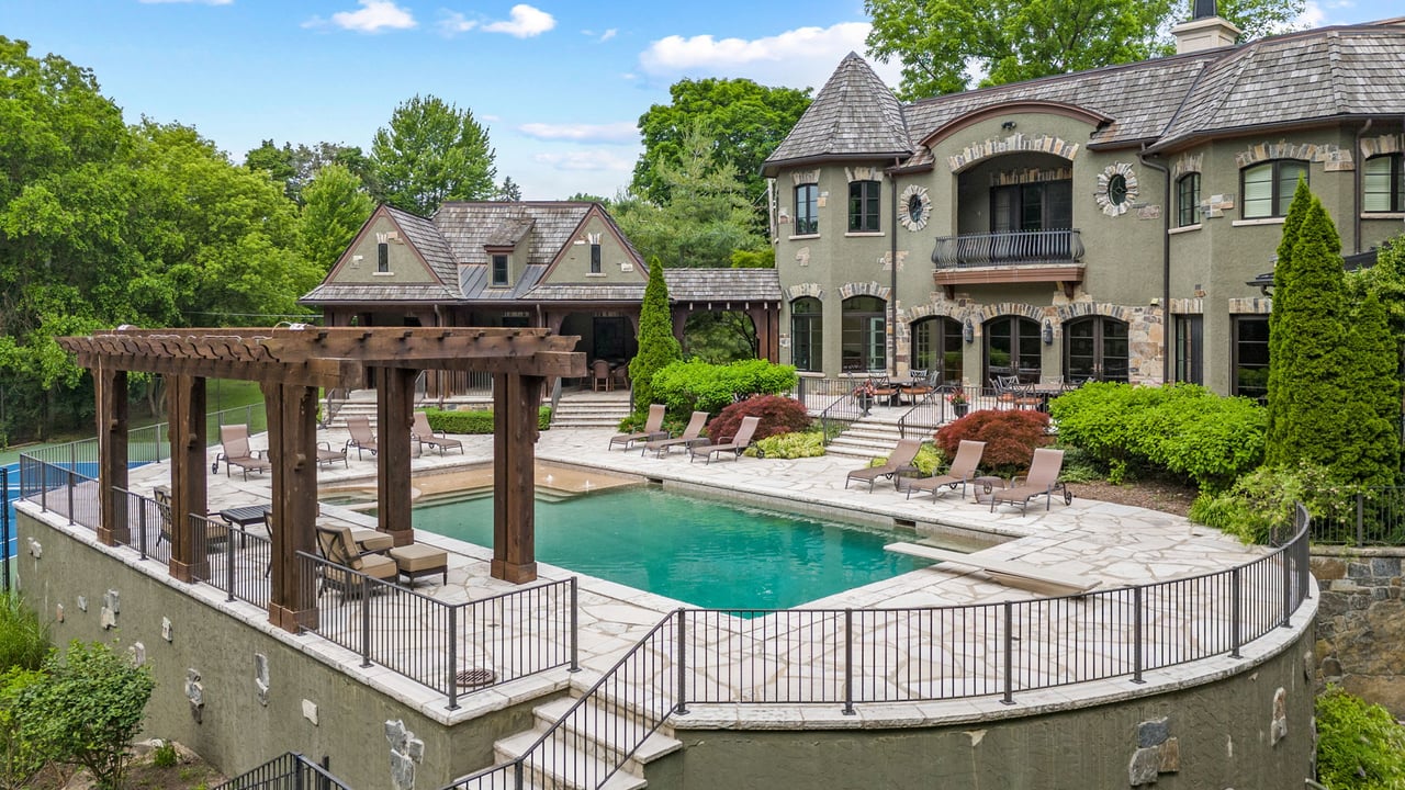 26565 Scenic Drive
