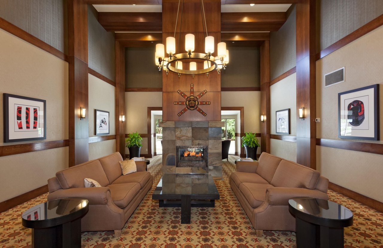 332-4573 Chateau Blvd