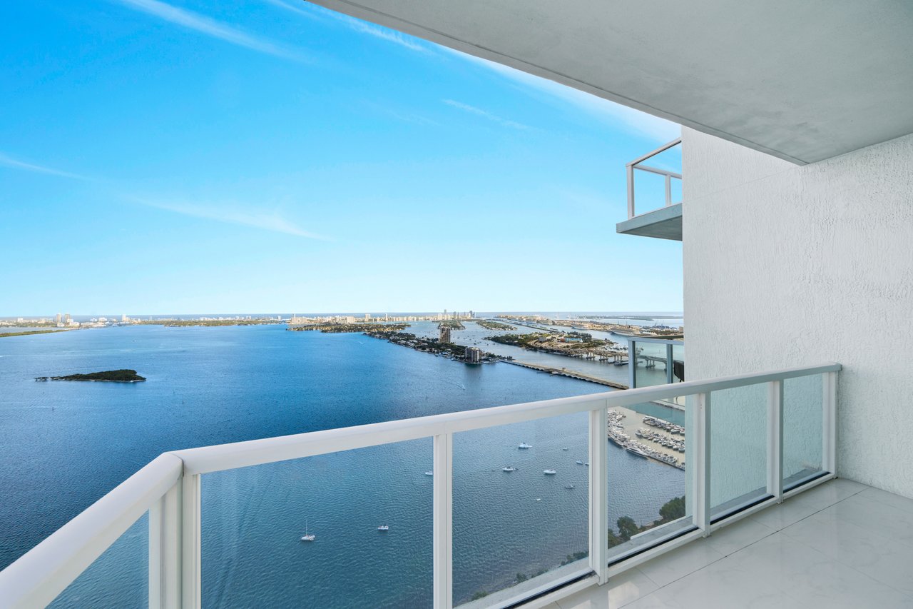 Quantum on the Bay Penthouse 4902