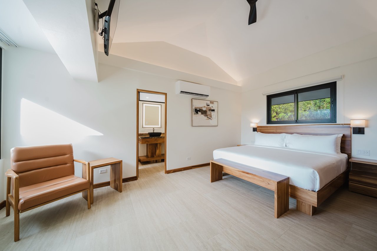 American luxury where the mountains meet the Pacific