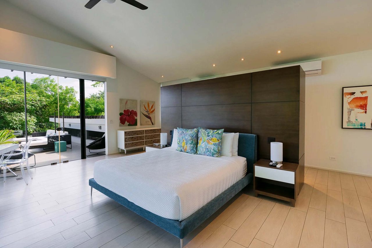 Casa Lomas del Mar | Luxury Ocean-View Villa with Infinity Pool
