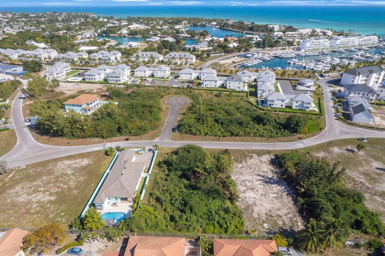 Lot 85 - Palm Cay