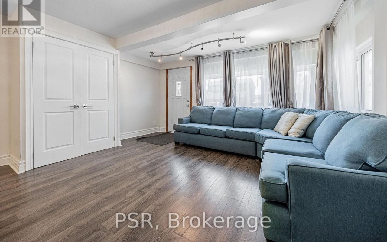 285 Robina Ave