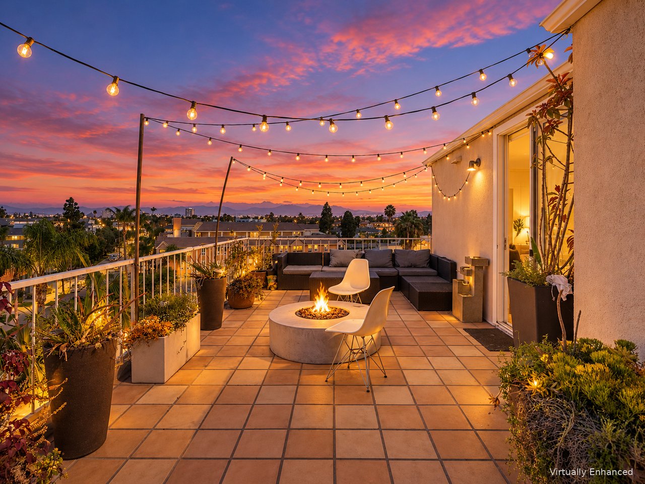 MIDCENTURY MODERN PENTHOUSE WEST for Sale in Santa Ana