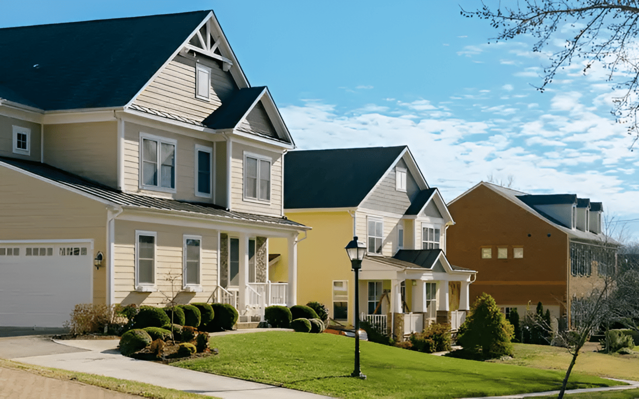 The Latest Expert Forecasts for Home Prices in 2023