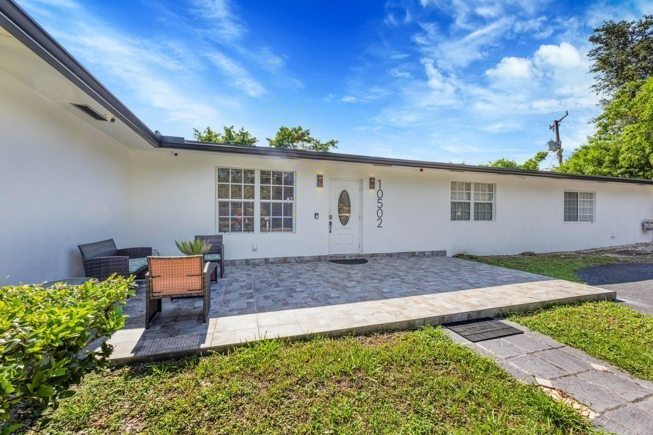 Calling All Investors - Pinecrest Duplex For Sale