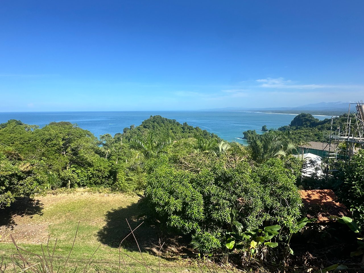 Prime Manuel Antonio Ocean-View Land with Development Approvals 