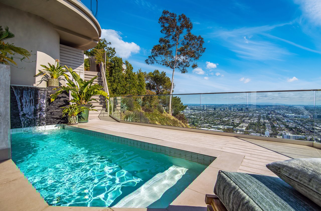 8572 Hillside Ave, Sunset Strip