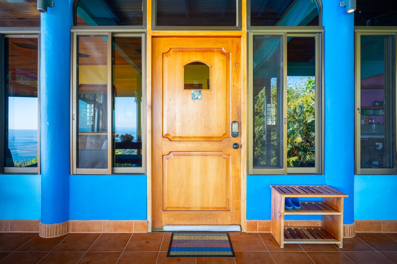 Casa Vista Harmonia, Legendary Ocean Views and Sustainable Living!