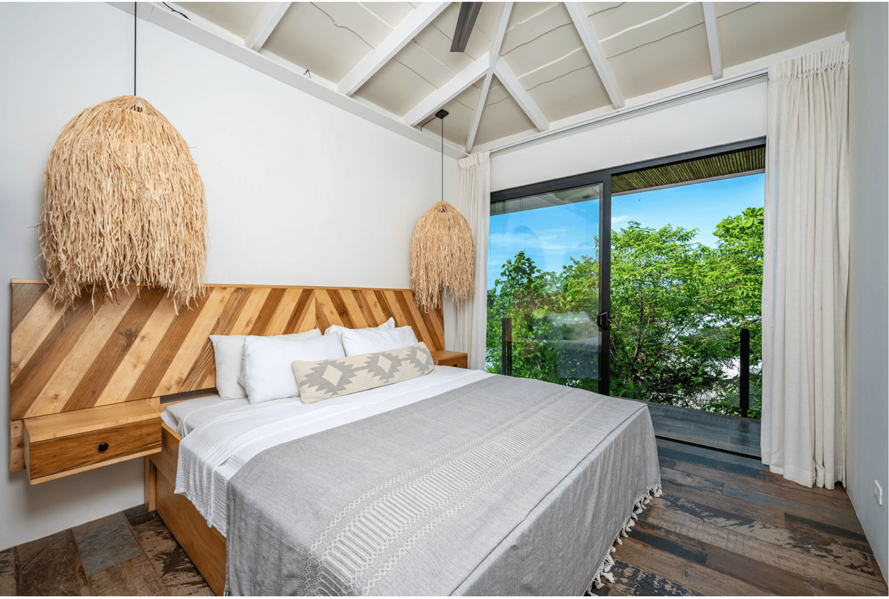 Casa Salinas – 3 beds ocean view home in playa grande