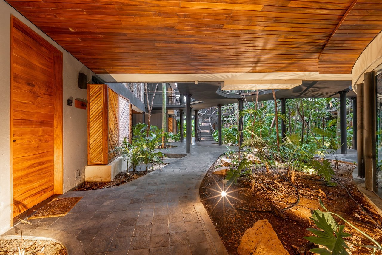 Luxury Furnished Studio with Rooftop & Pool | Miraluna Aldea Zama