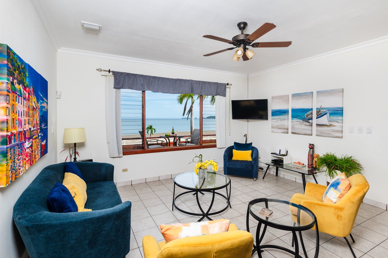 Pacific Beach 4 | Adorable 2 Bedroom 2 Bathroom Beachfront Condo in Playa Potrero!