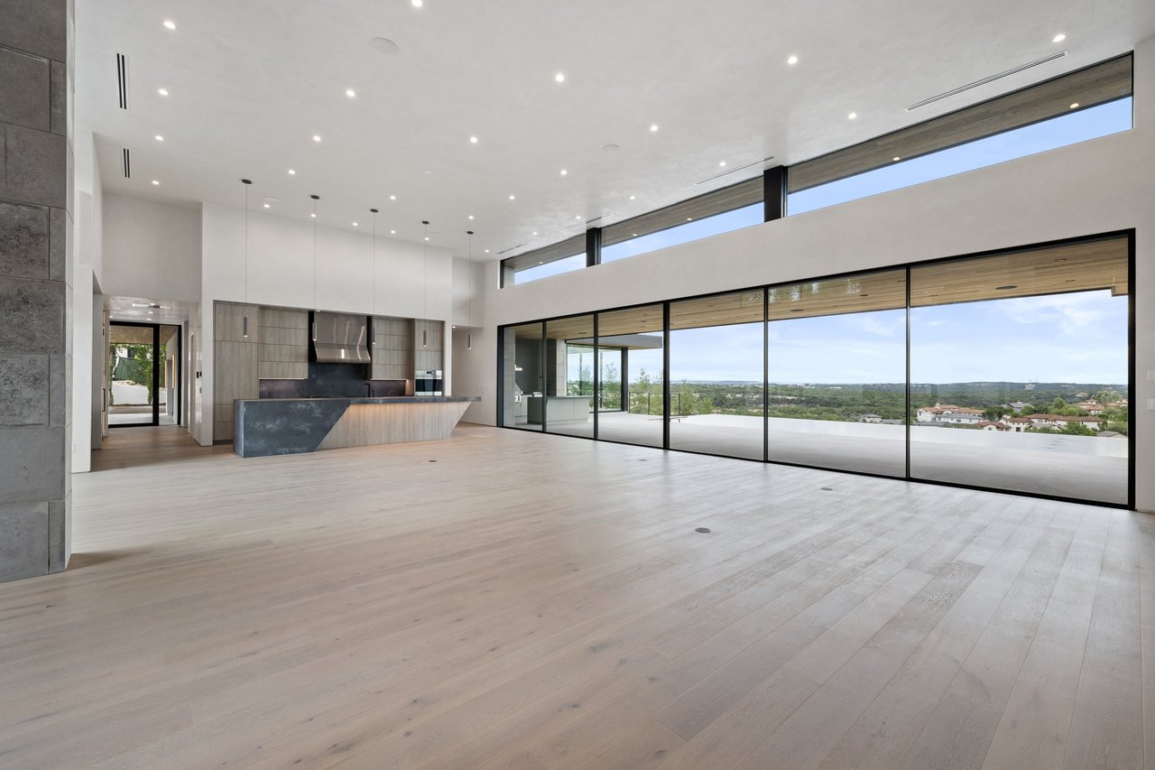 4909 Honey Daisy Way