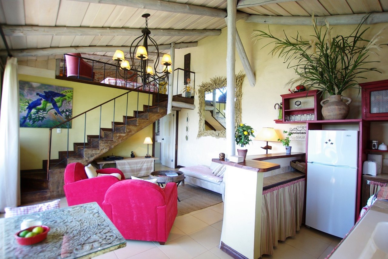 Fully Furnished Provenzal Estate