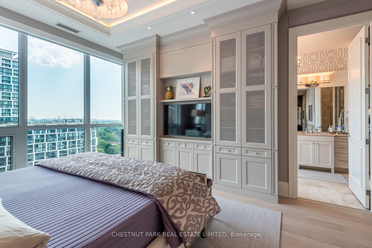 MIDTOWN PENTHOUSE 