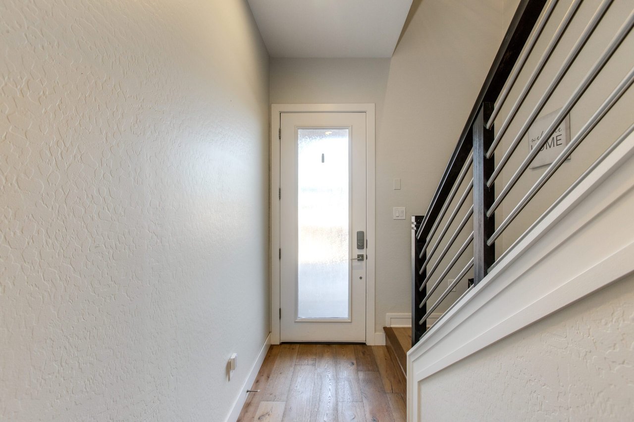 6565 E Thomas Rd. #1142