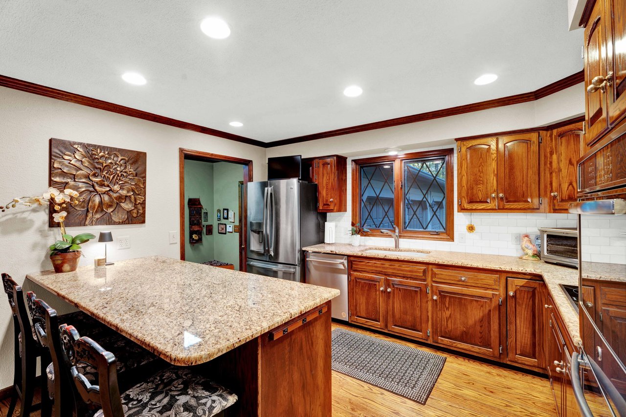 1100 Bretton Lane, Bloomfield Hills