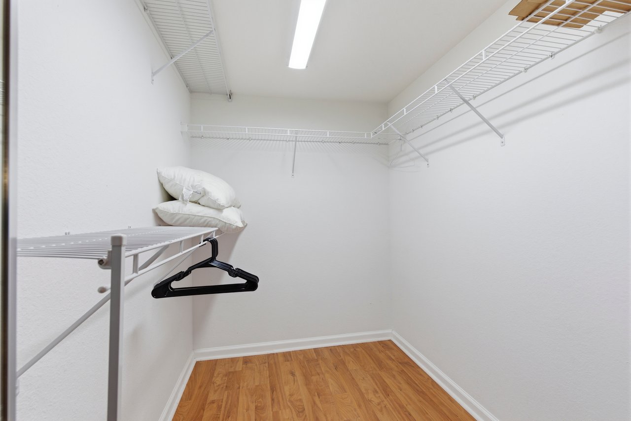 10040 Valiant Ct 101 - Miromar Lakes