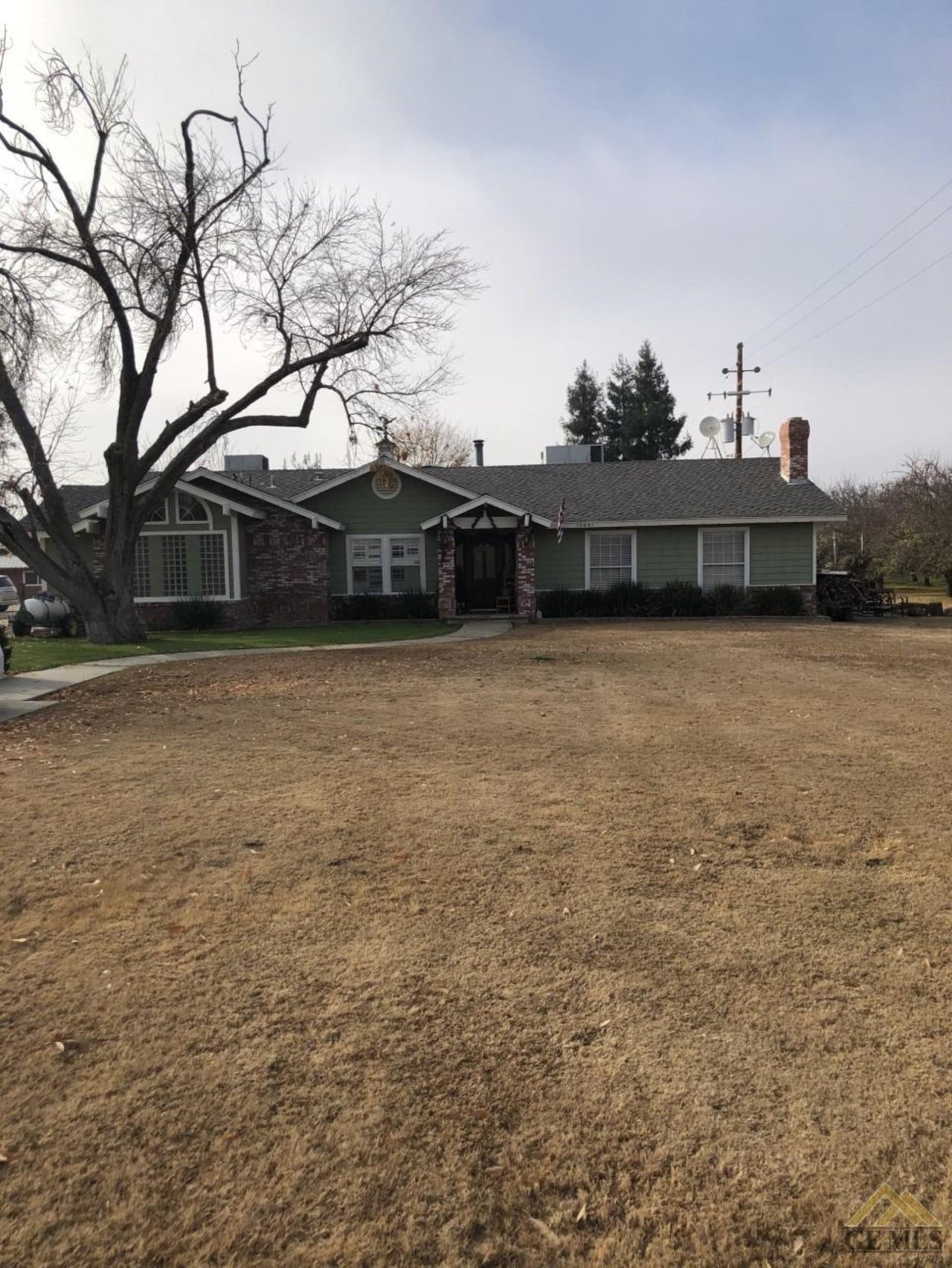 15041 Magnolia