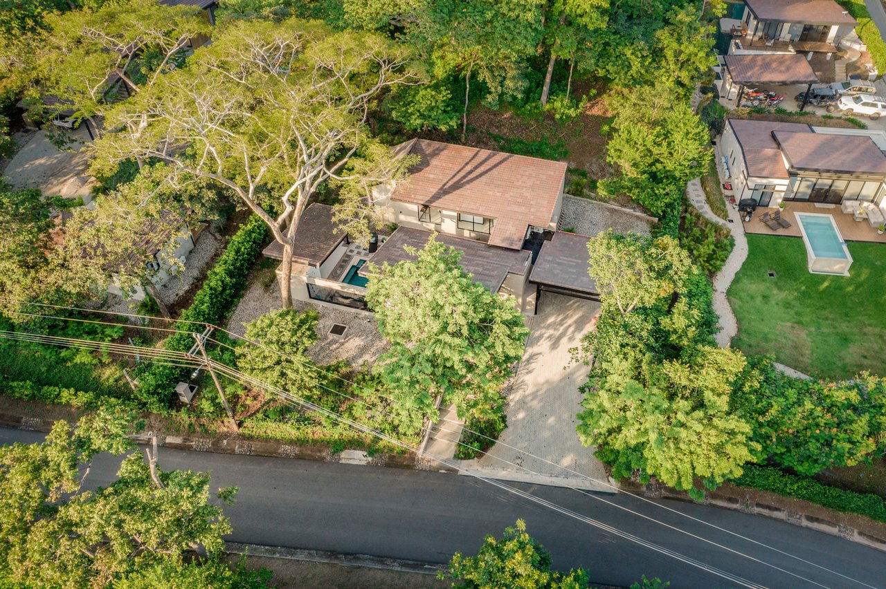 Contemporary Pool Home, Tamarindo, Guanacaste