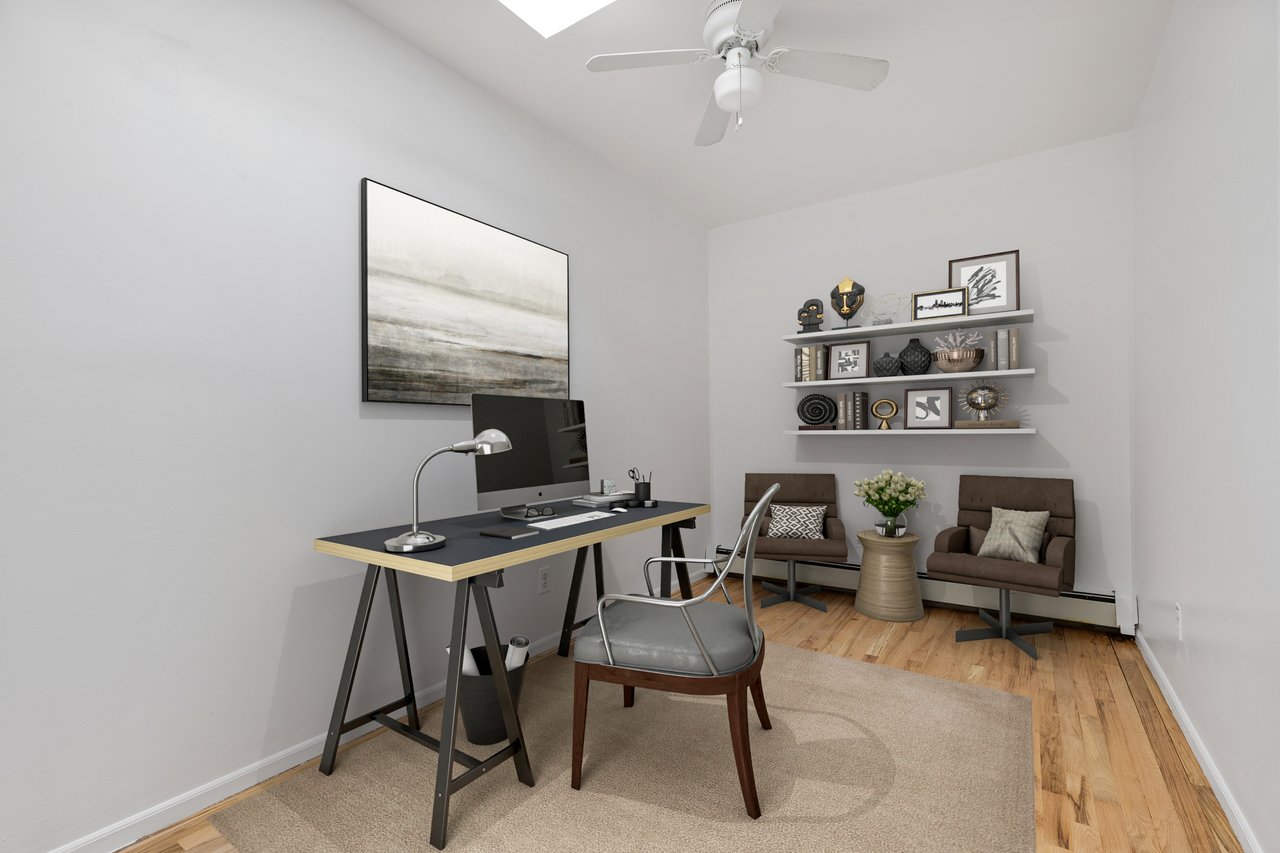 137 Dupont Street #7