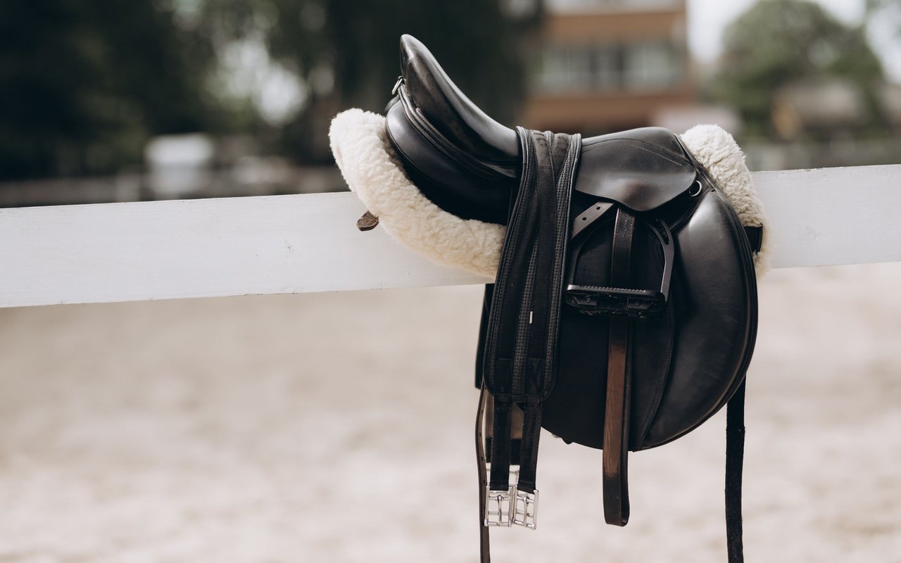 contact-form-background