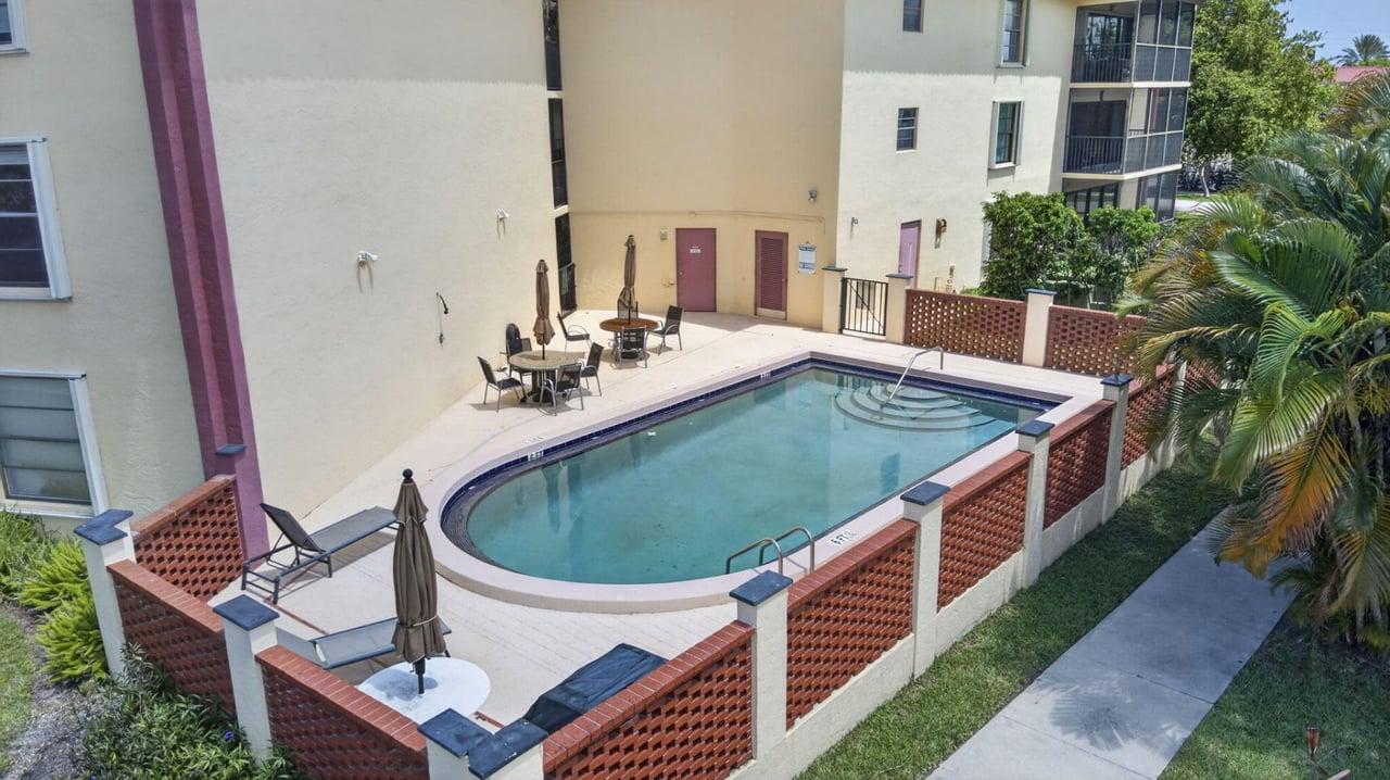 327 Southwind Drive, 203