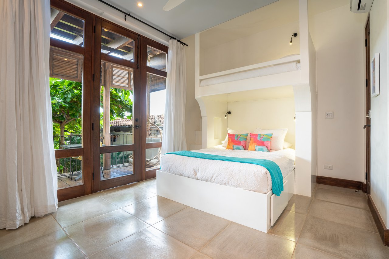 9 Calle La Ronda | A Contemporary Oceanview Modern Luxury near the Beach!