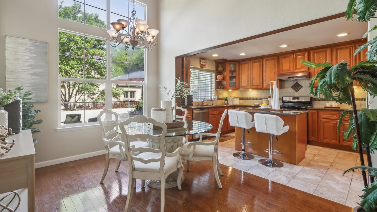 Stage your Evergreen Hills home like a pro. Get expert tips to attract buyers and sell faster with Block Change Real Estate. | Evergreen Hills Selling Guide