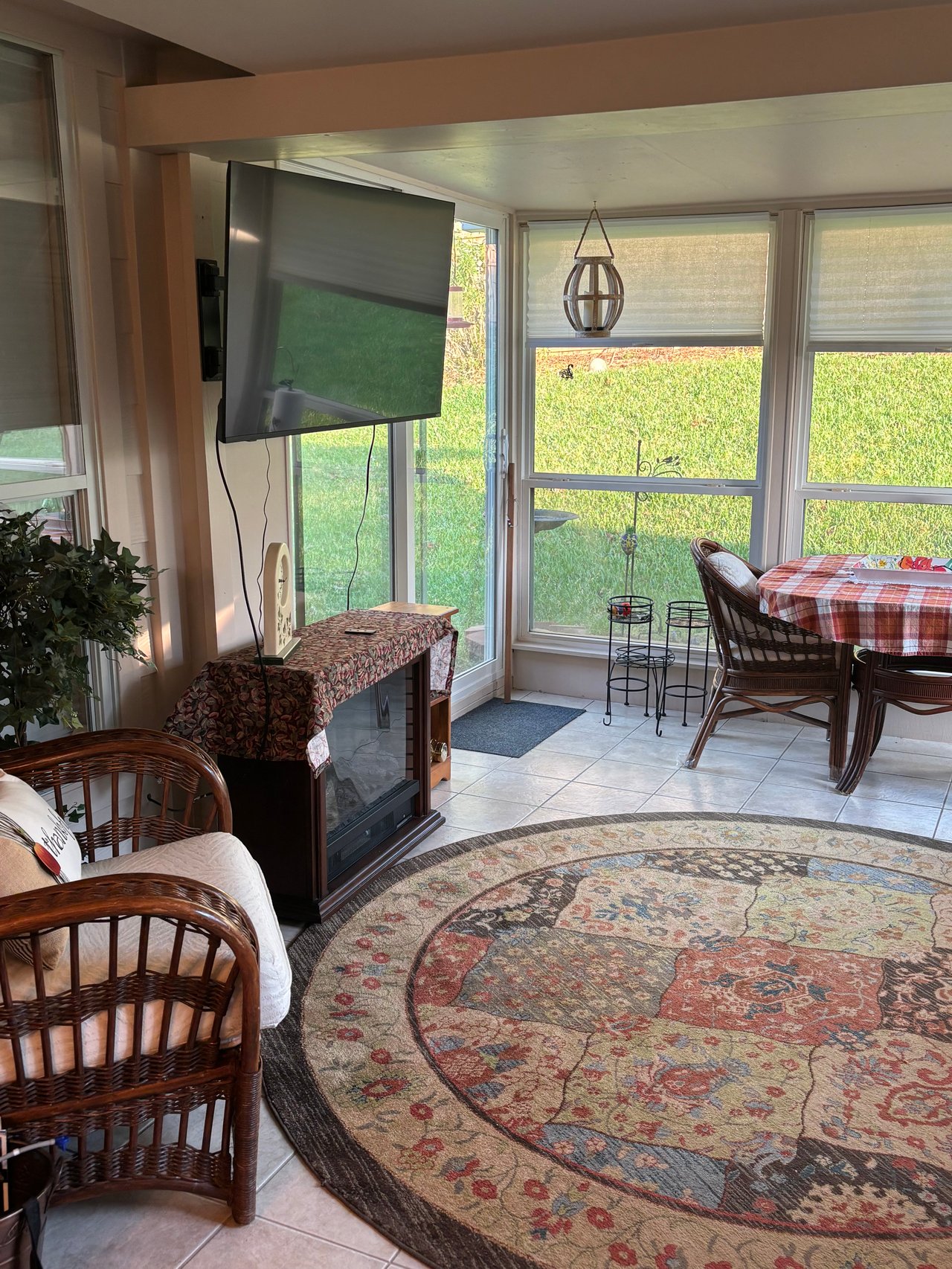 2009 Wickersham Dr.