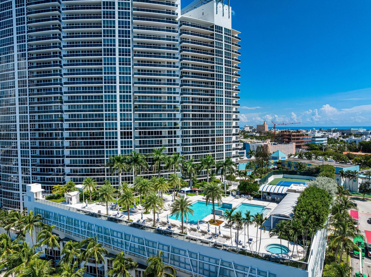 Murano Grande Apt 1106 Jeff Miller Group