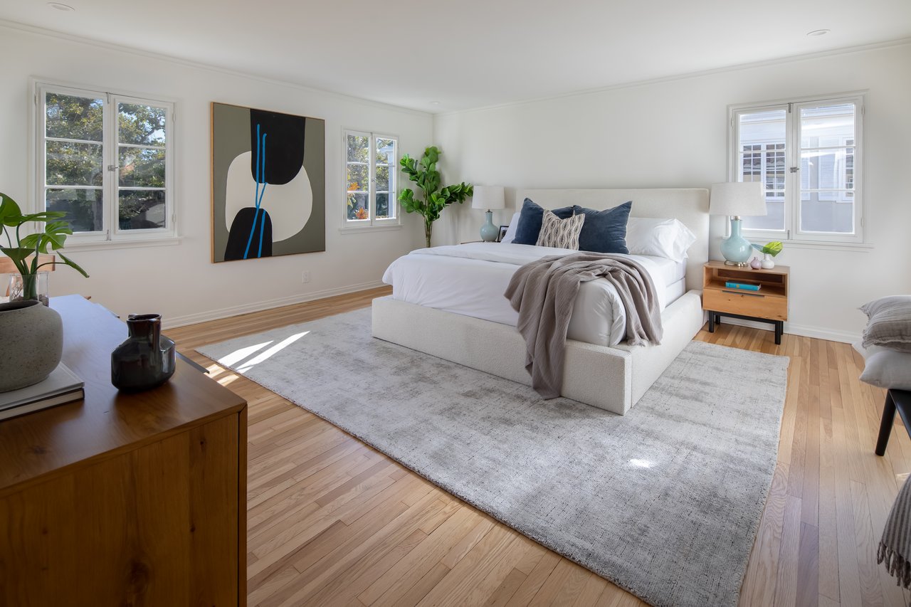 712 Walden Dr, Beverly Hills