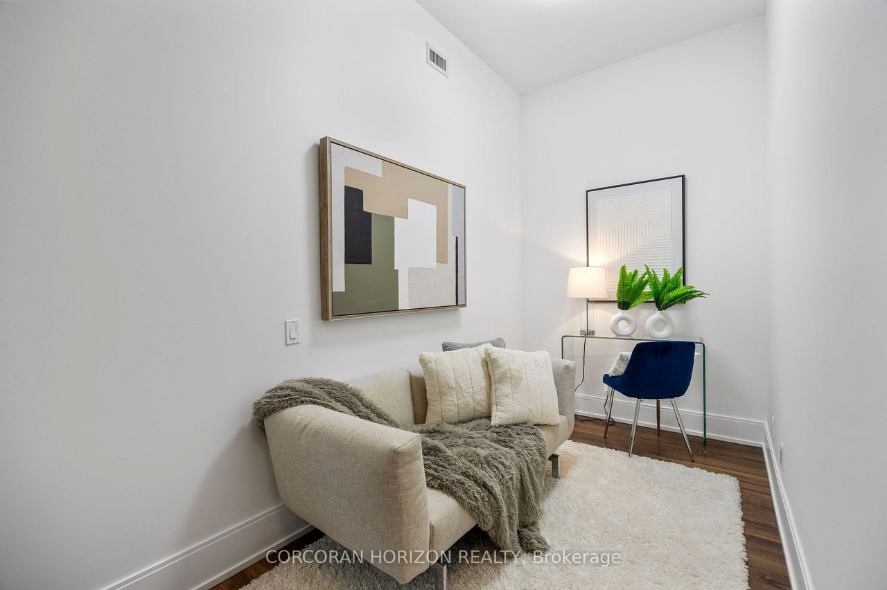 PRIME PENTHOUSE LIVING IS NOW EASY! 