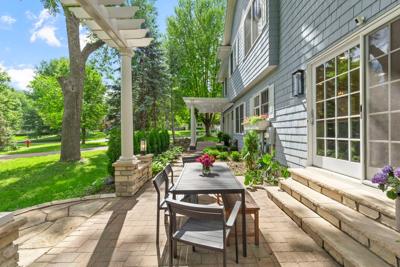 5229 Halifax Ave S, Edina